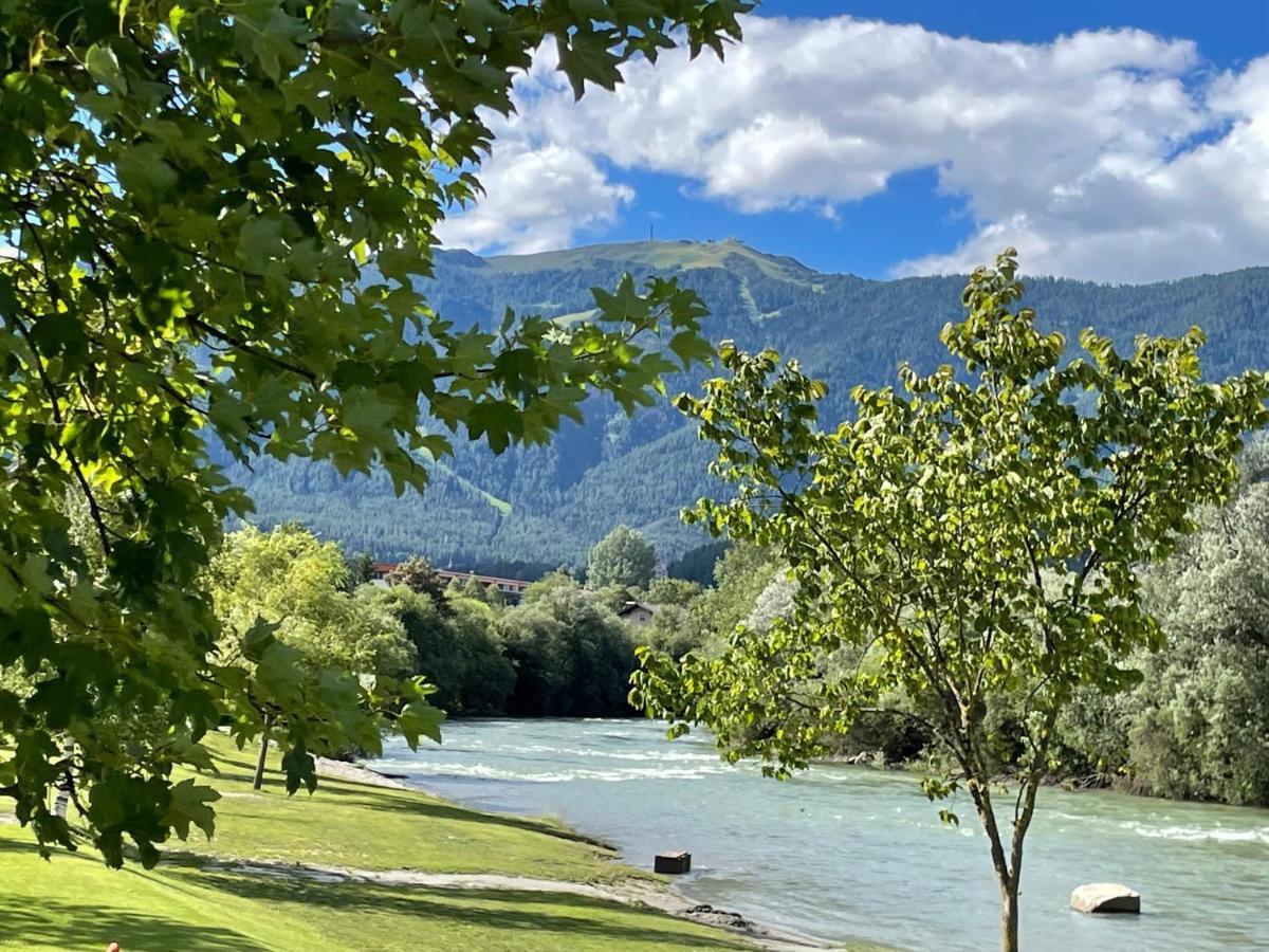 Отель Bed&Bike Bruneck - Брунико Экстерьер фото